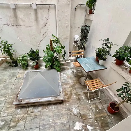 Marais 8rdl - 2 Rooms, 2 Bathrooms, Terrace