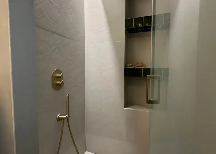 Marais 8rdl - 2 Rooms, 2 Bathrooms, Terrace Paryż
