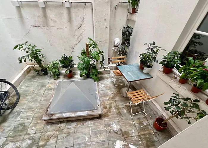 Marais 8rdl - 2 Rooms, 2 Bathrooms, Terrace