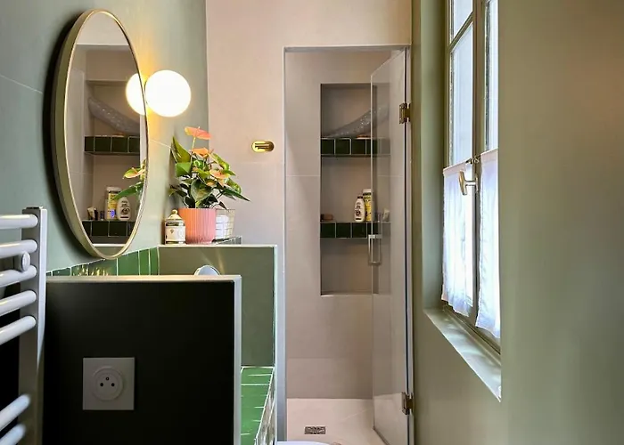 Marais 8rdl - 2 Rooms, 2 Bathrooms, Terrace * Paryż